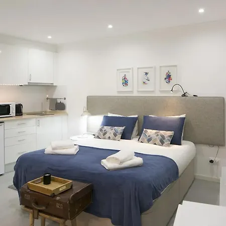 Central Navy Studio Apartment Lisbon