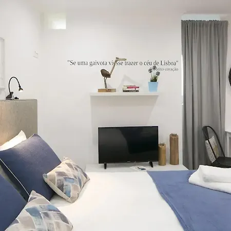 Central Navy Studio Apartment